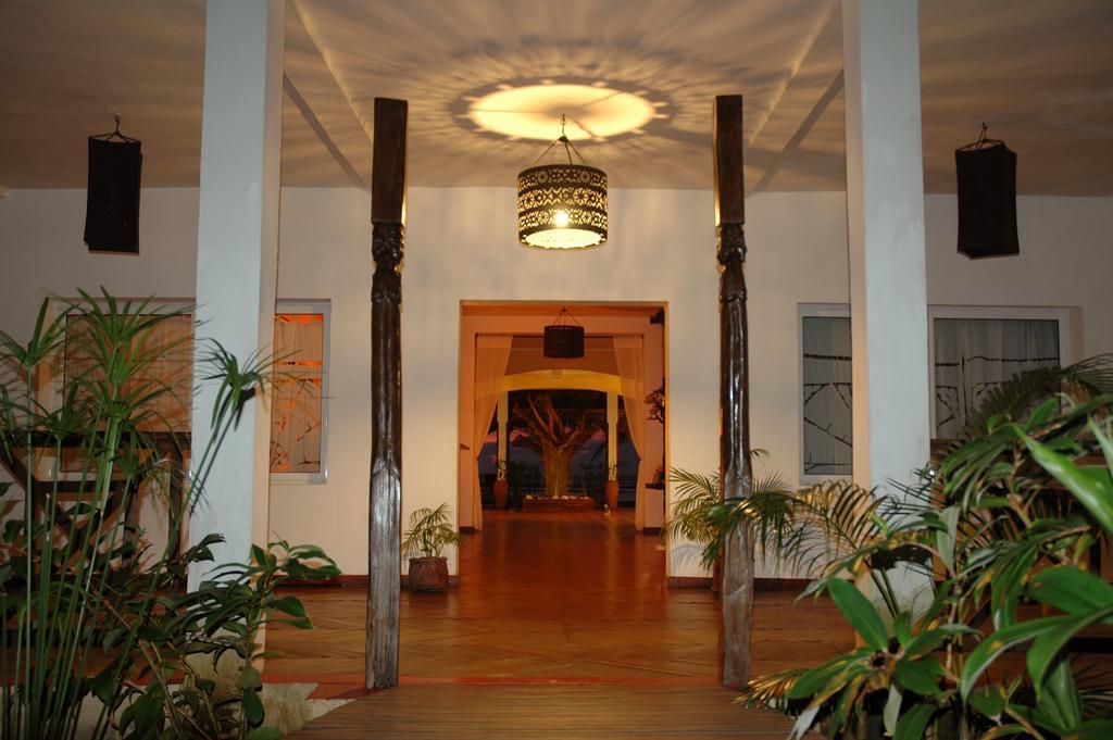 Hotel Arc En Ciel Djamandjary Exterior foto